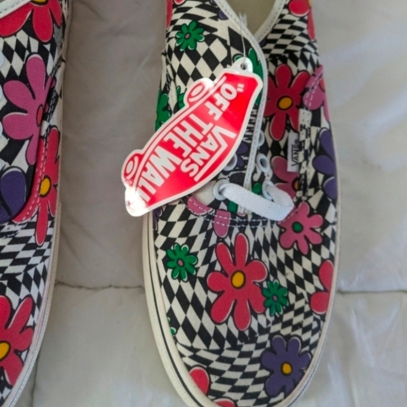 Vans Authentic Women 5 Printed Floral Checker VNOA348A40G 032026 - Picture 2 of 9